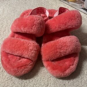 UGG Coral Fluffy Slippers